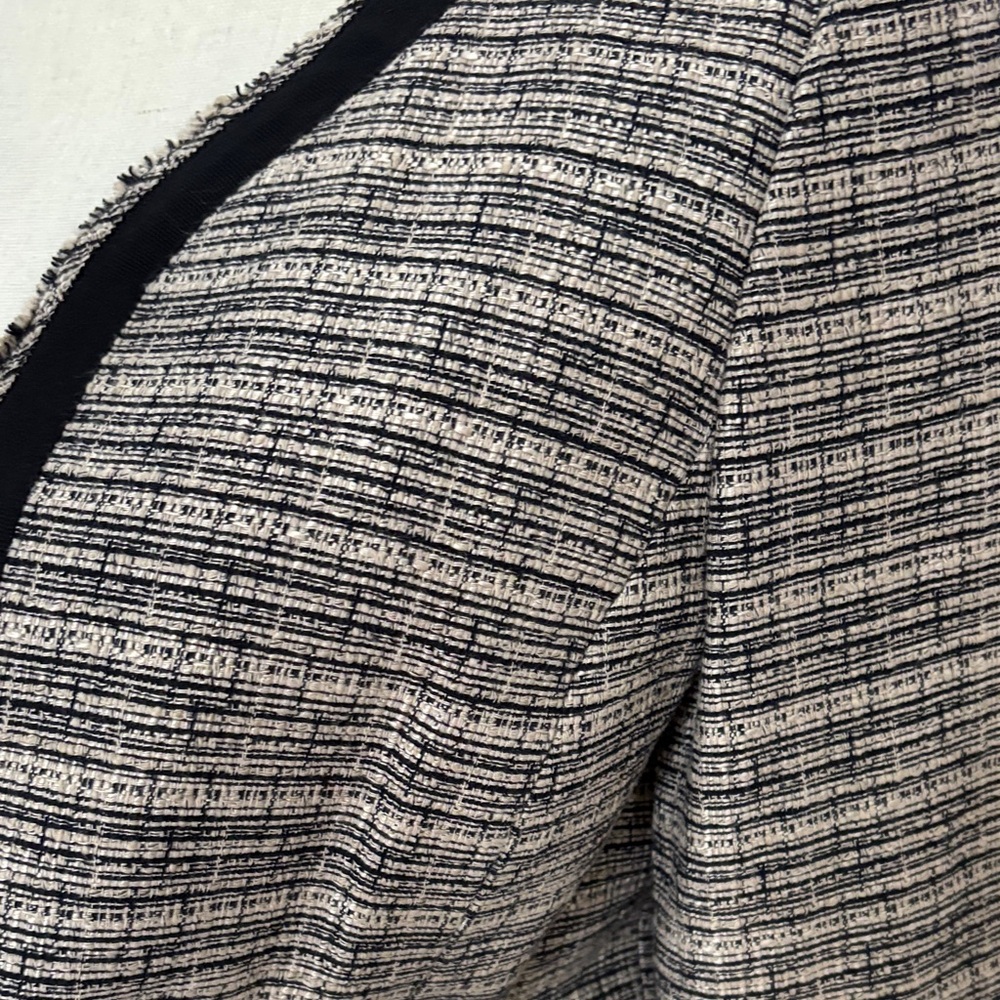 Elegant 3 Women's Blazers - Picture 6 of 13